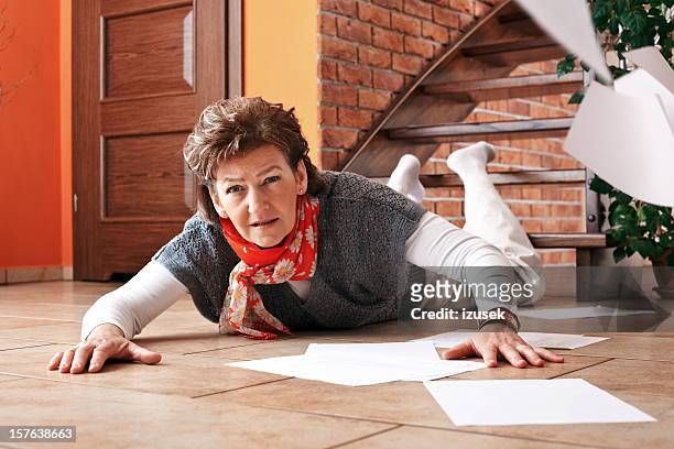 accident on stairs at home - women injury stockfoto's en -beelden