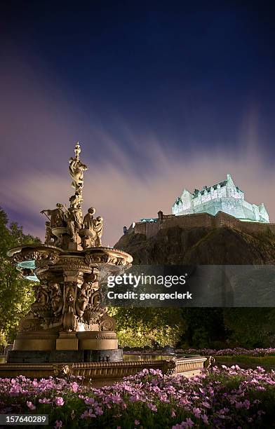 edinburgh night - edinburgh castle stock pictures, royalty-free photos & images