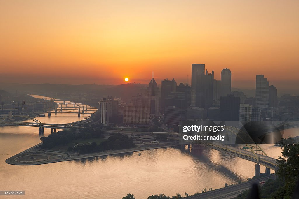 Sunrise over Pittsburgh Illuminates Sky in Orange From Summer Haze