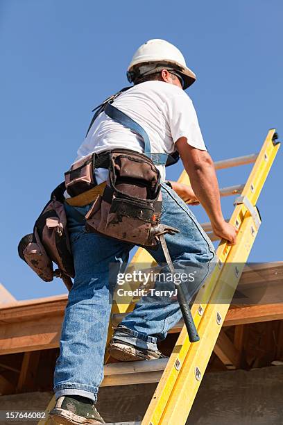818 Safety Harness Roof Stock Photos, High-Res Pictures, and Images - Getty  Images