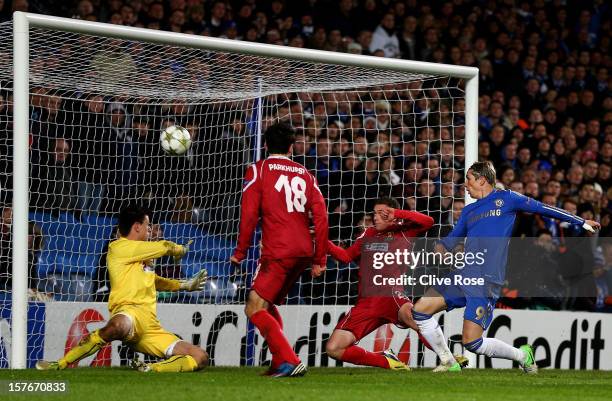 Fernando Torres of Chelsea scores his team's fourth goal during the UEFA Champions League group E match between Chelsea and FC Nordsjaelland at...