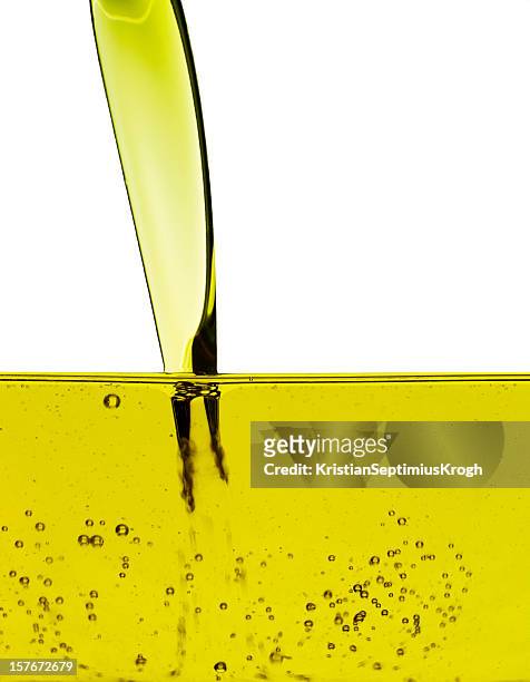 esecuzione dell'olio - corn oil foto e immagini stock