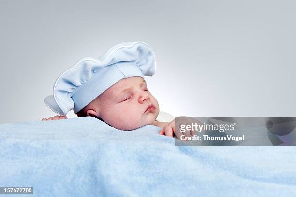 novo nascido bebê com chapéu de - cultura francesa imagens e fotografias de stock