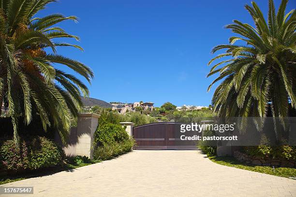 entrance to malibu home - malibu stock pictures, royalty-free photos & images