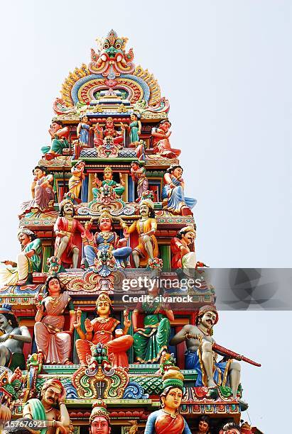 sri mariamman temple in singapore - south indian temple stock pictures, royalty-free photos & images