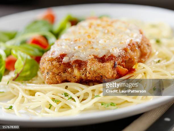 veal parmigiana with spaghetti - chicken parmigiana stock pictures, royalty-free photos & images