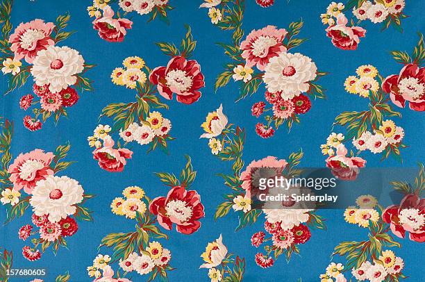 contemplazione blu medio antico tessuto floreale - vintage wallpaper foto e immagini stock