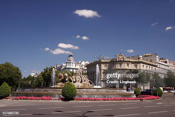 plaza de cibeles in madrid, spain - palacio de cibeles stock pictures, royalty-free photos & images