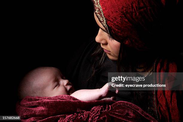 virgin mary baby jesus christ born christmas - beautiful jesus christ stock pictures, royalty-free photos & images