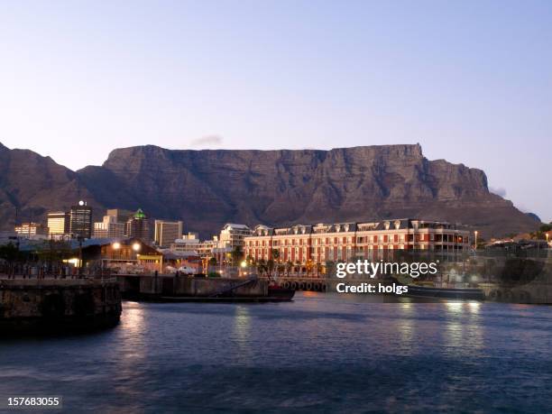 victoria waterfront, cape town south africa - table mountain stock pictures, royalty-free photos & images