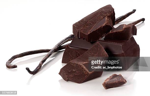 schokolade verlängert werden und vanillebohnen - bean stock-fotos und bilder
