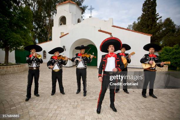 mariachi - mariachi band stockfoto's en -beelden