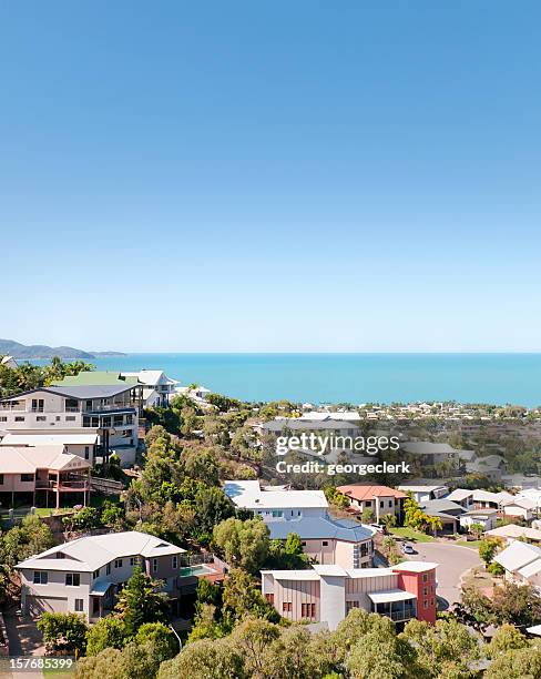 luxury real-estate by the sea - modern housing development stock pictures, royalty-free photos & images