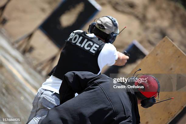 Gun Range Intructure Gun Range Instructor Photos and Premium High Res Pictures - Getty Images