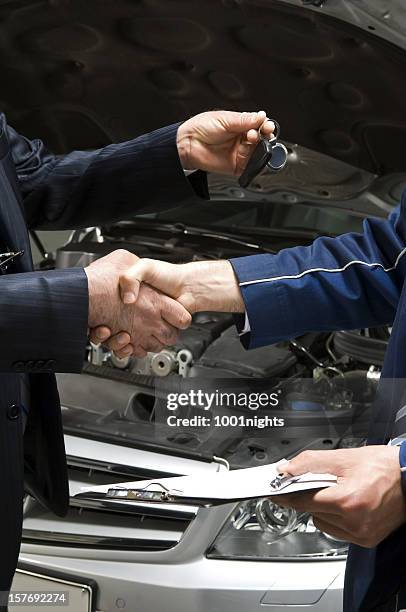 auto service - used car selling stock pictures, royalty-free photos & images