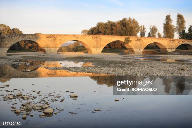 ponte buriano in tuscany, italy - arezzo stock pictures, royalty-free photos & images