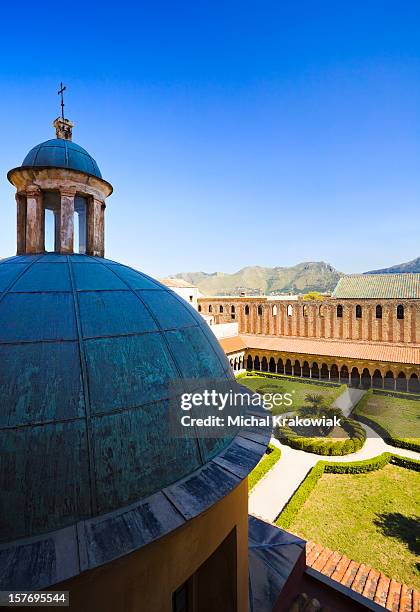 cloiser of abbey in monreale (sicily, italy) - monreale stock pictures, royalty-free photos & images
