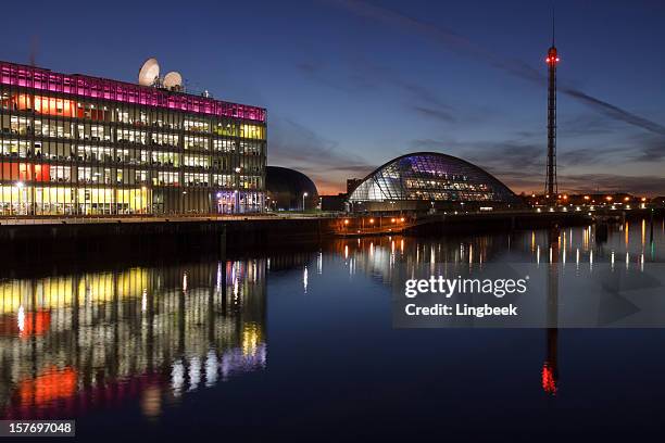 glasgow science center along river clyde - glasgow sunrise stock pictures, royalty-free photos & images