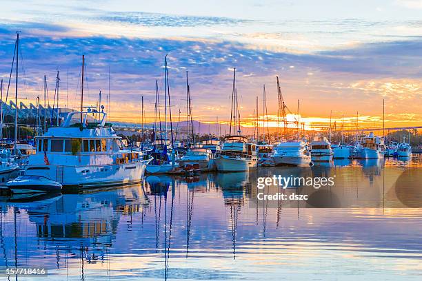 boats, marina at dawn, sunrise clouds, san diego harbor, california - san diego stockfoto's en -beelden