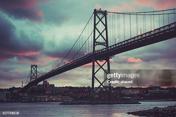 nuvens de-rosa - dartmouth - fotografias e filmes do acervo