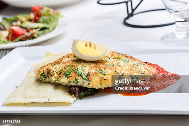 parmesan crusted chicken breast - chicken parmigiana stock pictures, royalty-free photos & images