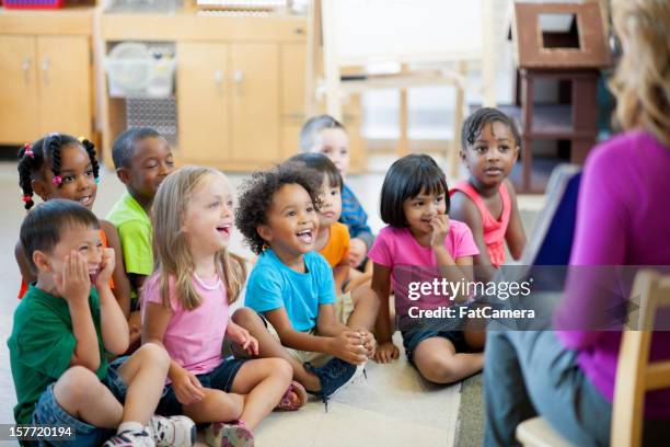 pre-school children - nursery school child 個照片及圖片檔