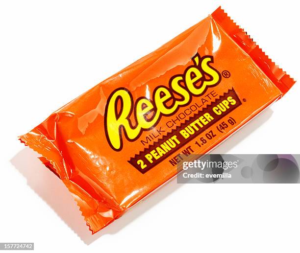 reese "s erdnussbutter-cup - erdnussbutter stock-fotos und bilder