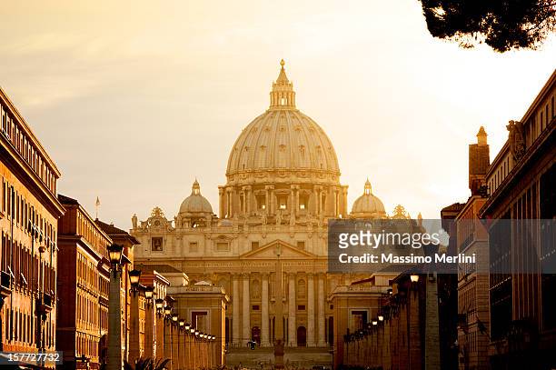 st. peter's basilica in vatican - pope stock pictures, royalty-free photos & images