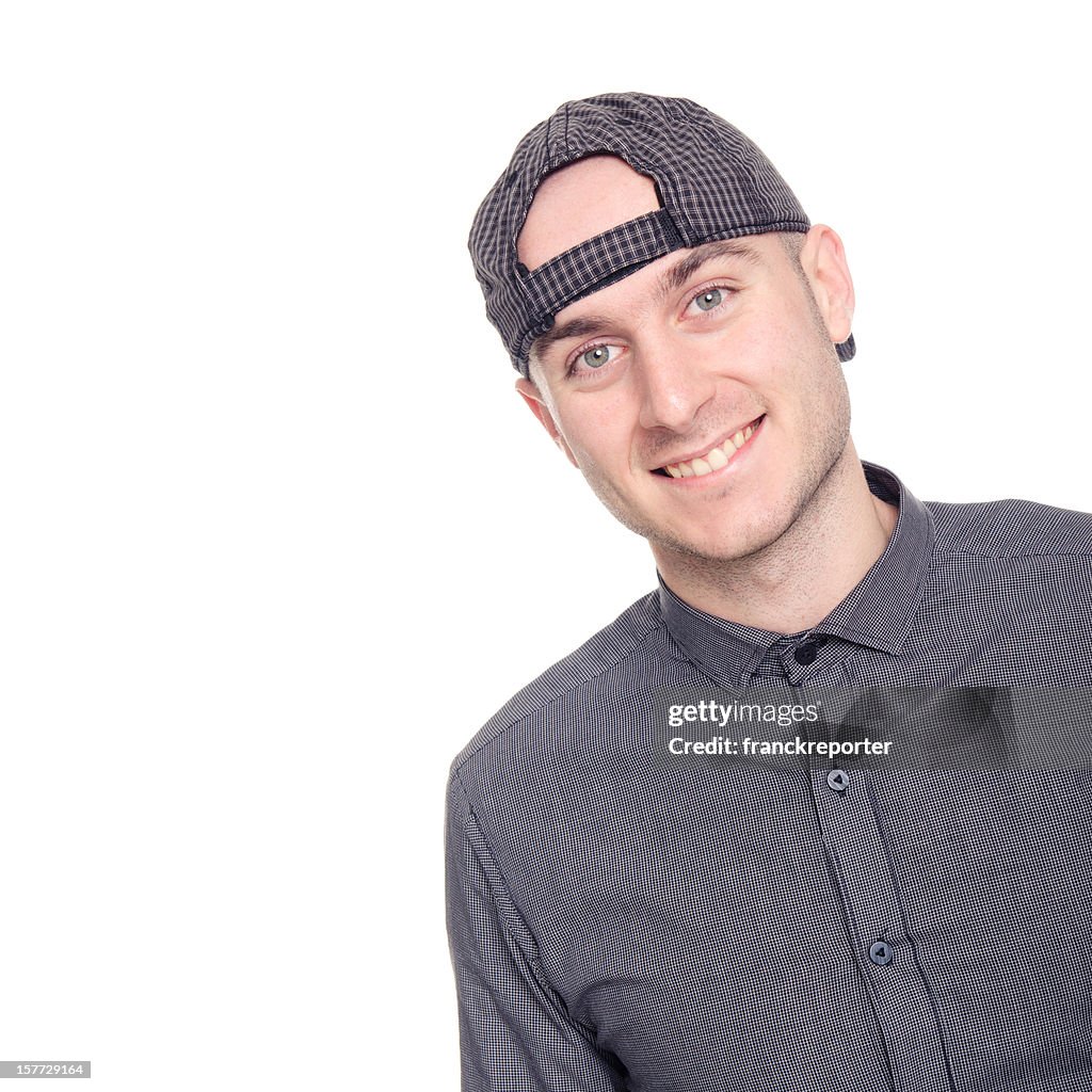 Smiley jeune homme sur fond blanc