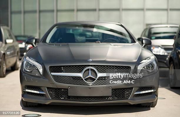 mercedes-benz sl 500 - vehicle grille stock pictures, royalty-free photos & images