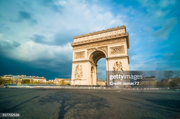 triumphal arch, paris - arc de triompe stock pictures, royalty-free photos & images