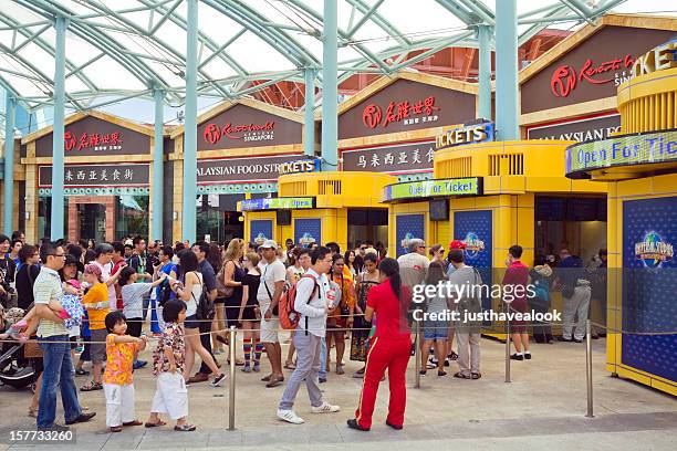 universial studios on sentosa island - theme park singapore stock pictures, royalty-free photos & images