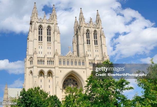 washington national cathedral - national cathedral stock pictures, royalty-free photos & images