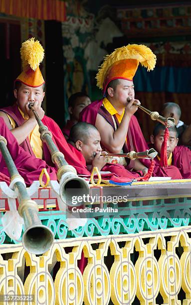チベット仏教の僧侶フェスティバルオブライツシッキム中 - gangtok ストックフォトと画像