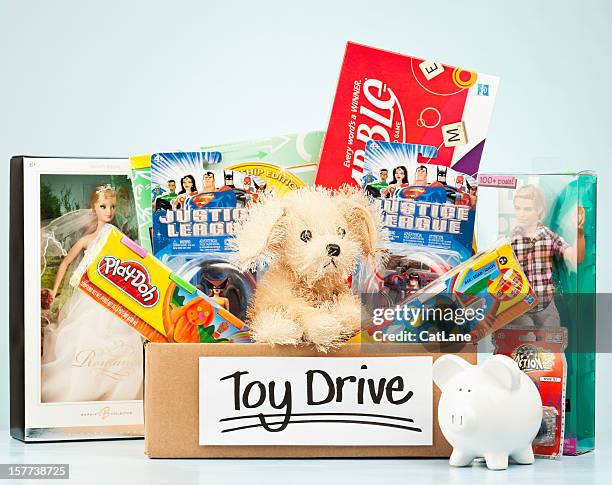 férias de carro de brinquedo - toy drive - fotografias e filmes do acervo