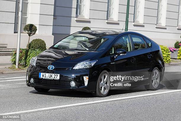 toyota prius - toyota prius stock pictures, royalty-free photos & images