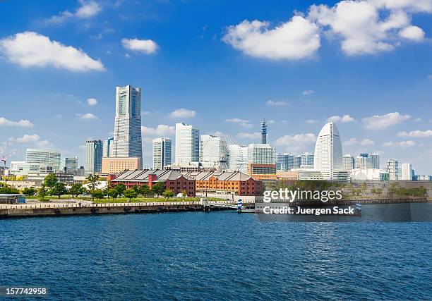 yokohama - minato mirai stockfoto's en -beelden