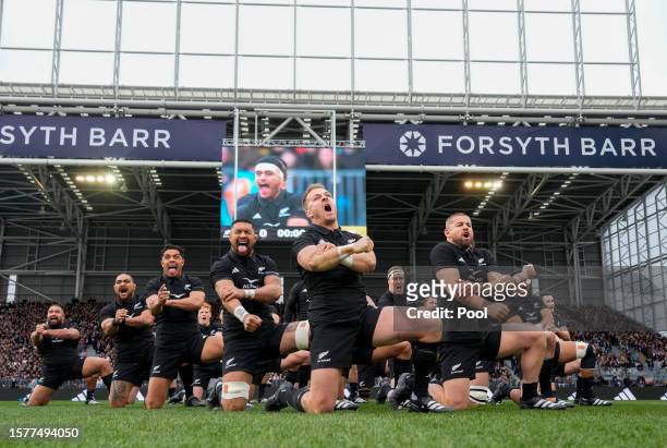 New Zealand All Blacks players perform the haka before The Rugby Championship & Bledisloe Cup match between the New Zealand All Blacks and the...