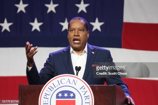 Republican presidential candidate conservative radio talk show host Larry Elder speaks to guests at the Republican Party of Iowa 2023 Lincoln Dinner...