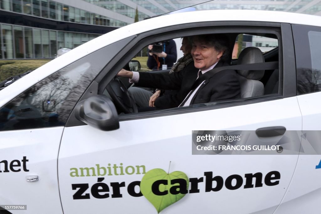 FRANCE-ECONOMY-BRETON-BOLLORE-ATOS-MYCAR