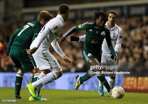 Ibrahim Sissoko of Panathinaikos breaks with the ball during the UEFA Europa League Group J match between Tottenham Hotspur and Panathinaikos at...