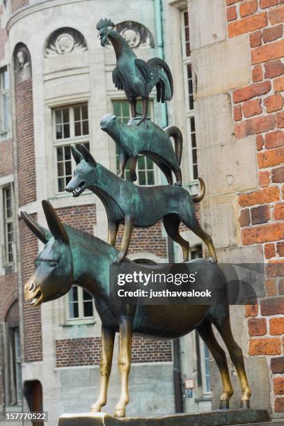 洋楽 MF Grimm & Drasar Monumental Town Musicians Of Bremen With Animals High-Res Stock Photo - Getty