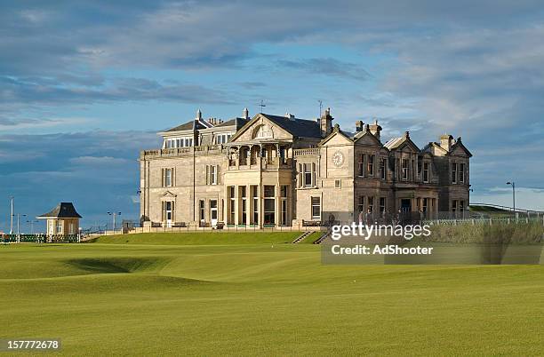 st. andrews r & um clube de golfe - st andrews - fotografias e filmes do acervo