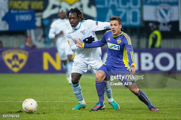 Lazio's Luis Cavanda vies with Maribor's Goran Cvijanovic during the UEFA Europa League football match NK Maribor vs S.S. Lazio in Maribor, on...