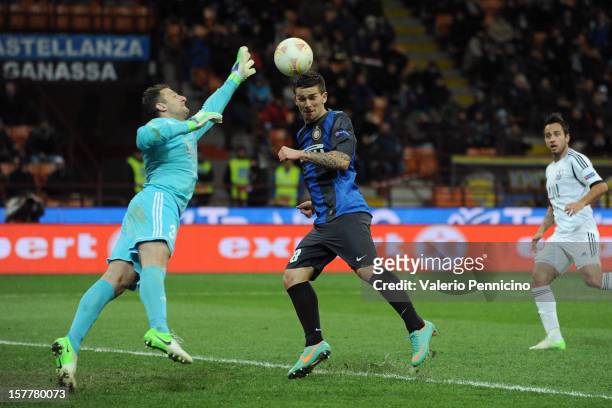 Marko Livaja of FC Internazionale Milano scores their second goal during the UEFA Europa League group H match between FC Internazionale Milano and...
