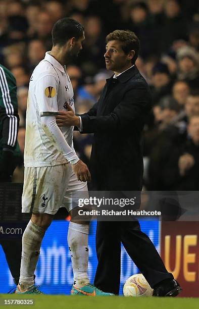 Clint Dempsey of Tottenham Hotspur speaks to Head Coach Andre Villa Boas of Tottenham Hotspur during the UEFA Europa League Group J match between...