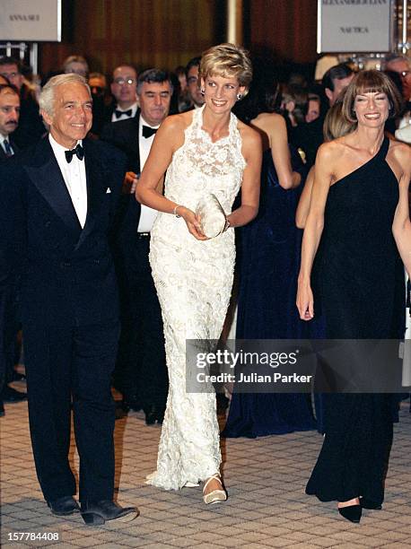 The Princess Of Wales Visits Washington.Gala Charity Dinner With Ralph Lauren & Anna Wintour.