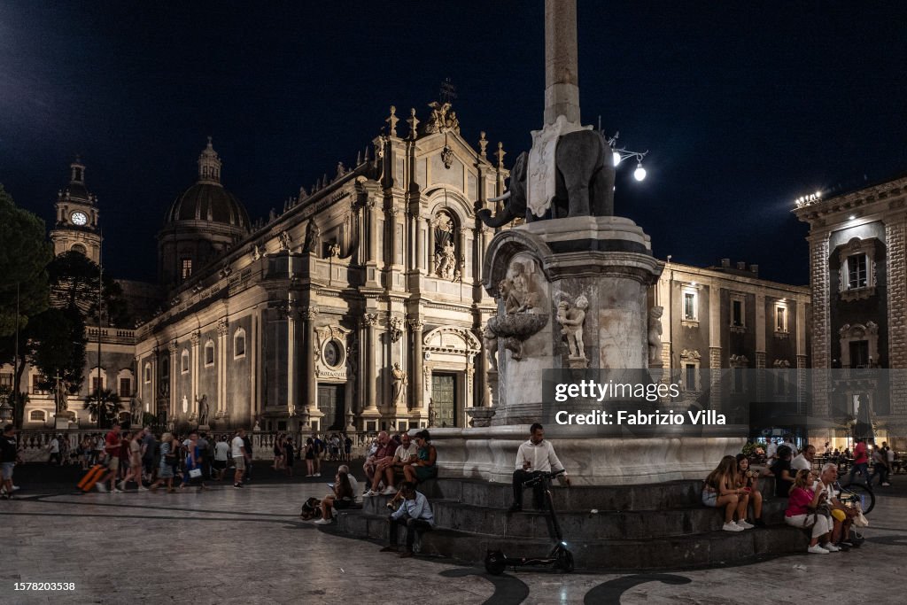 Catania's Movida Nightlife Amid Italy's Heatwave
