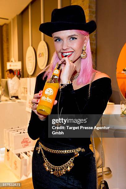 Bonnie Strange attends the Ebay pop-up store opening at Oranienburger Strasse on December 6, 2012 in Berlin, Germany.