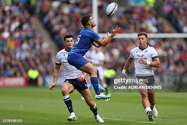 Fullback In Rugby 17,491 Rugby Fullback Stock Photos, High-Res Pictures, and Images ...
